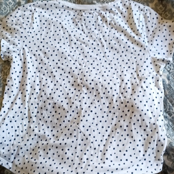 Everywhere made in Vietnamese Old Navy - Picture 2 of 4